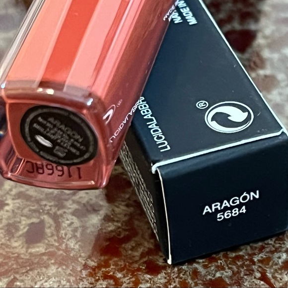 NARS Lip Gloss ARAGON 5684 *DISCONTINUED* - Picture 10 of 12